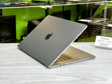 Macbook Air A3114 2024 3